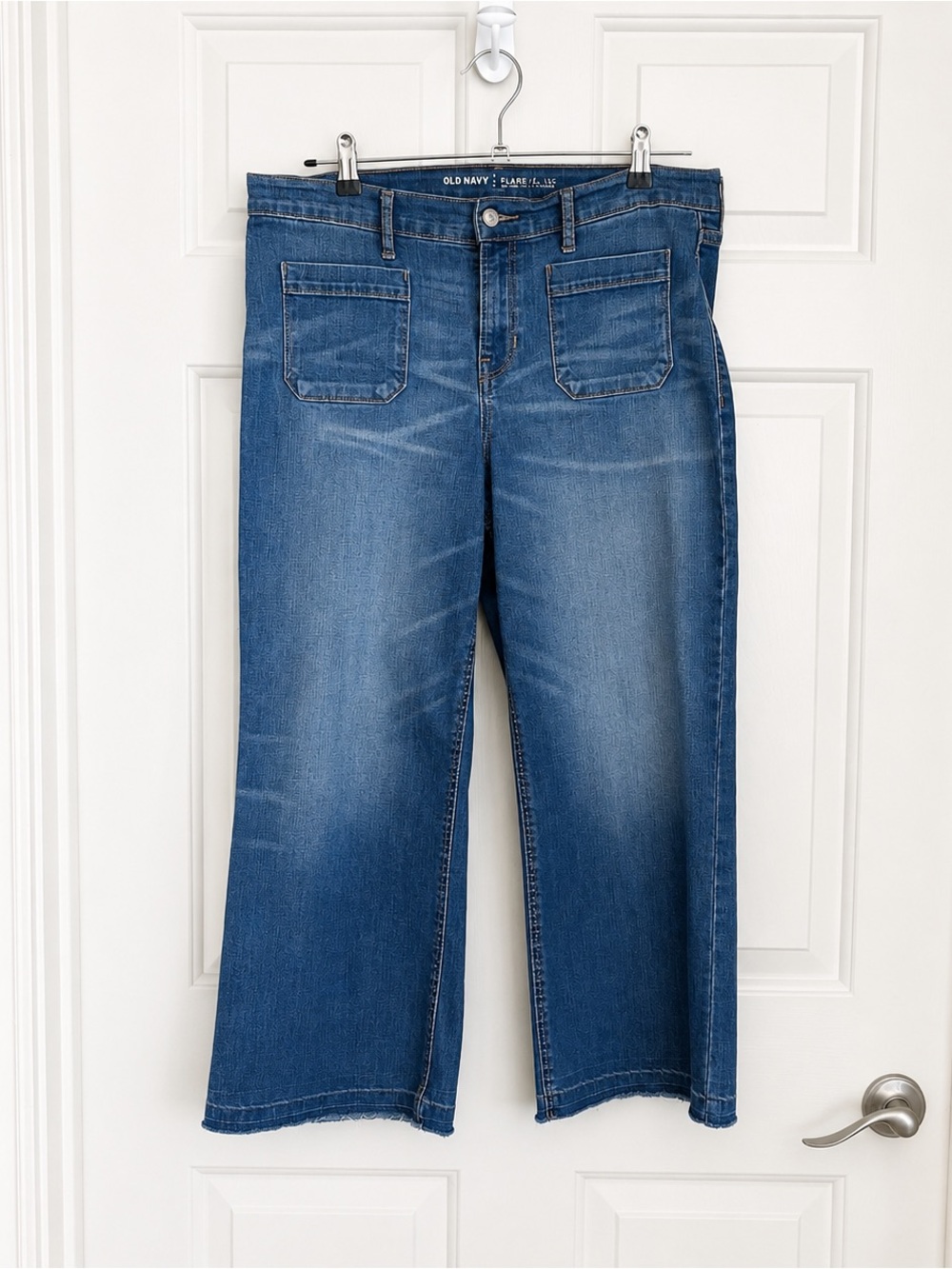 Patch Pocket Crop Wide Leg Flare Jeans Med Wash Raw Hem Stretch Retro Indie 10